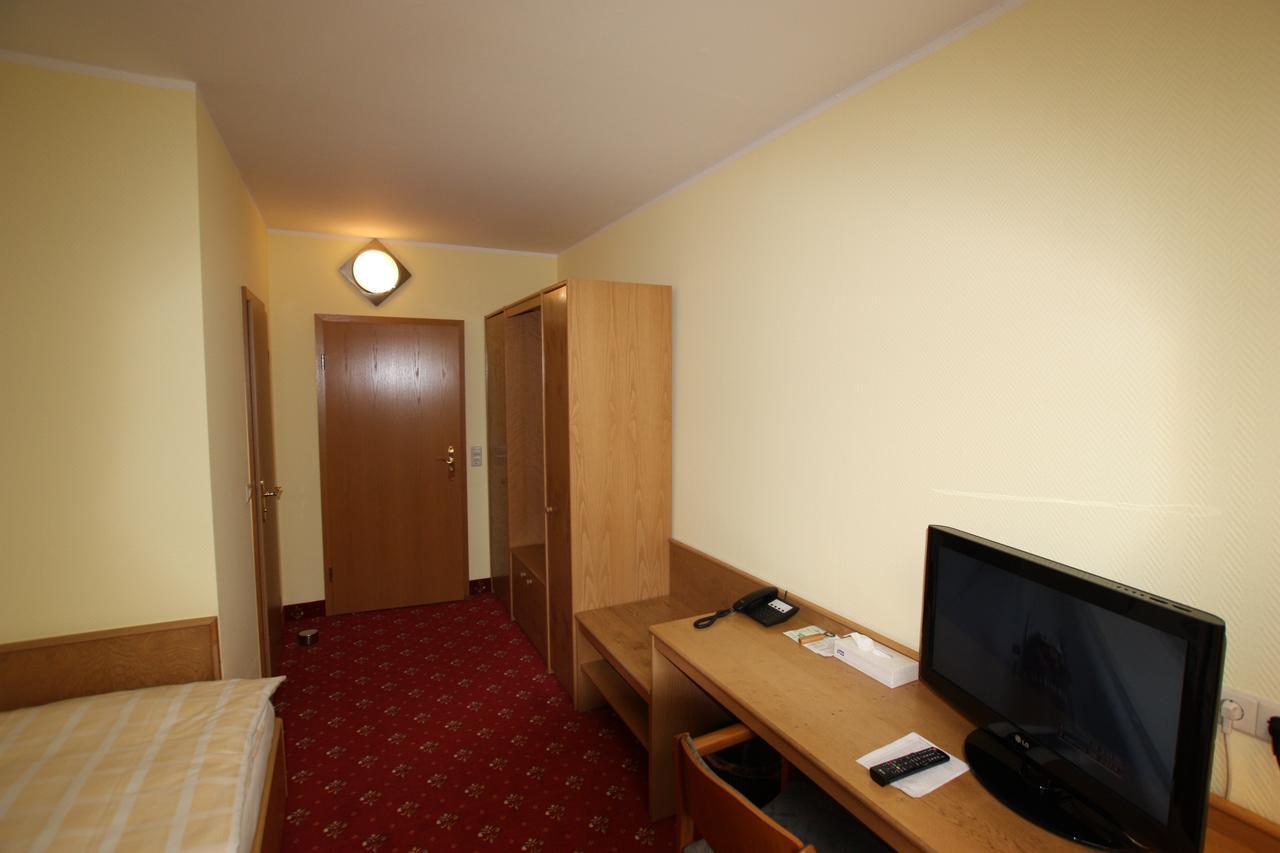 הוהנשטיין-ארנסתל Hotel Buergerhof מראה חיצוני תמונה