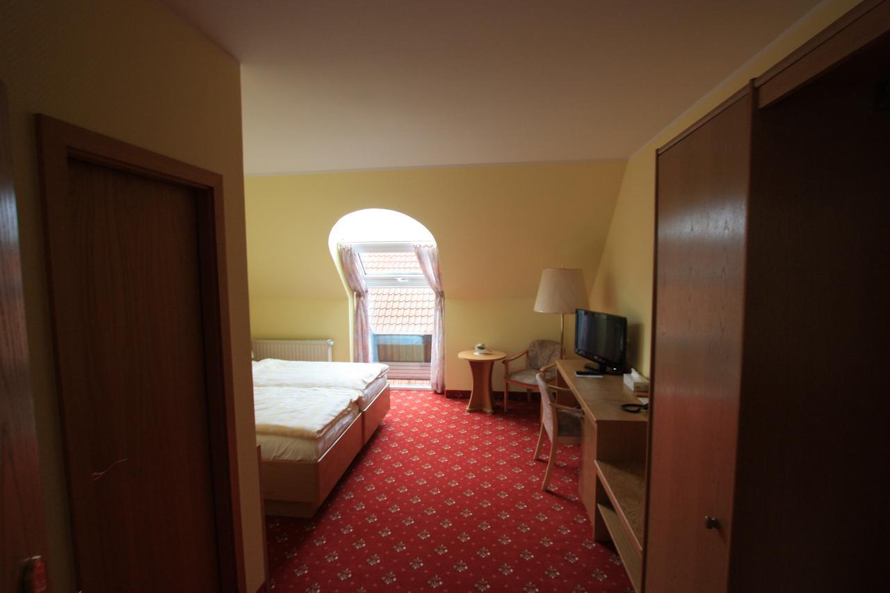 הוהנשטיין-ארנסתל Hotel Buergerhof מראה חיצוני תמונה